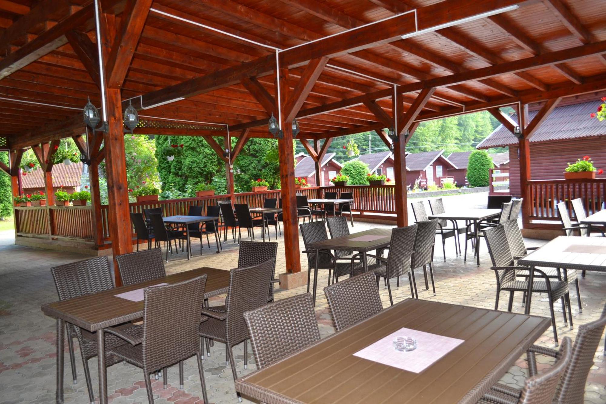 Motel Cristina Bicaz Ngoại thất bức ảnh
